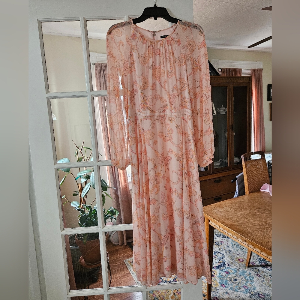 Elegant Pink Floral Maxi Dress